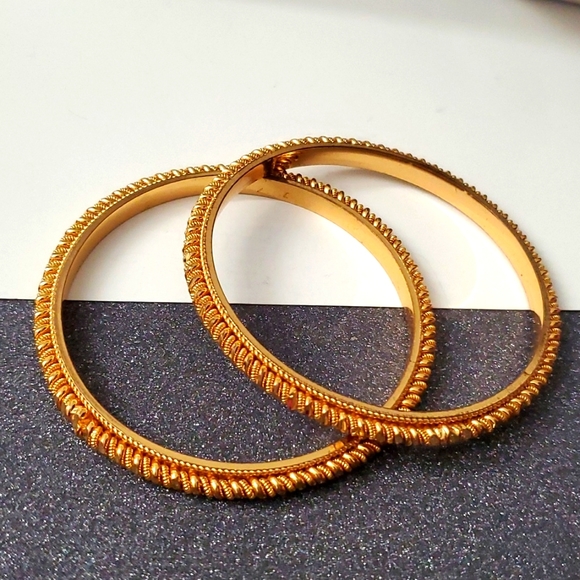 Jewelry - Gold Bangles